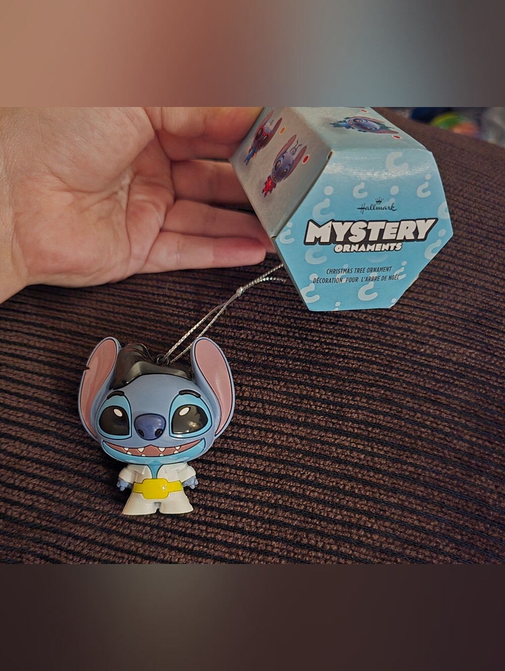 Disney Stitch Series 1 Mystery Shatterproof Hallmark Ornament: Stitch as Elvis